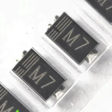 Диод 1N4007 M7 SMD 1000V 1A выпрямительный